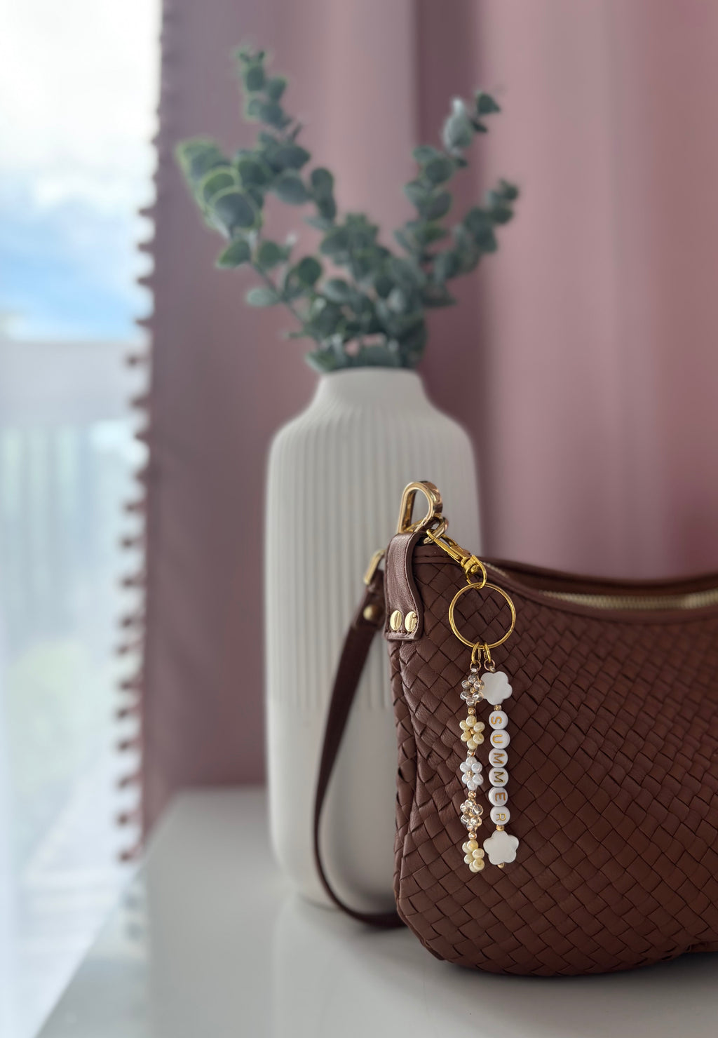 Beaded Daisy Keychain - SUMMER