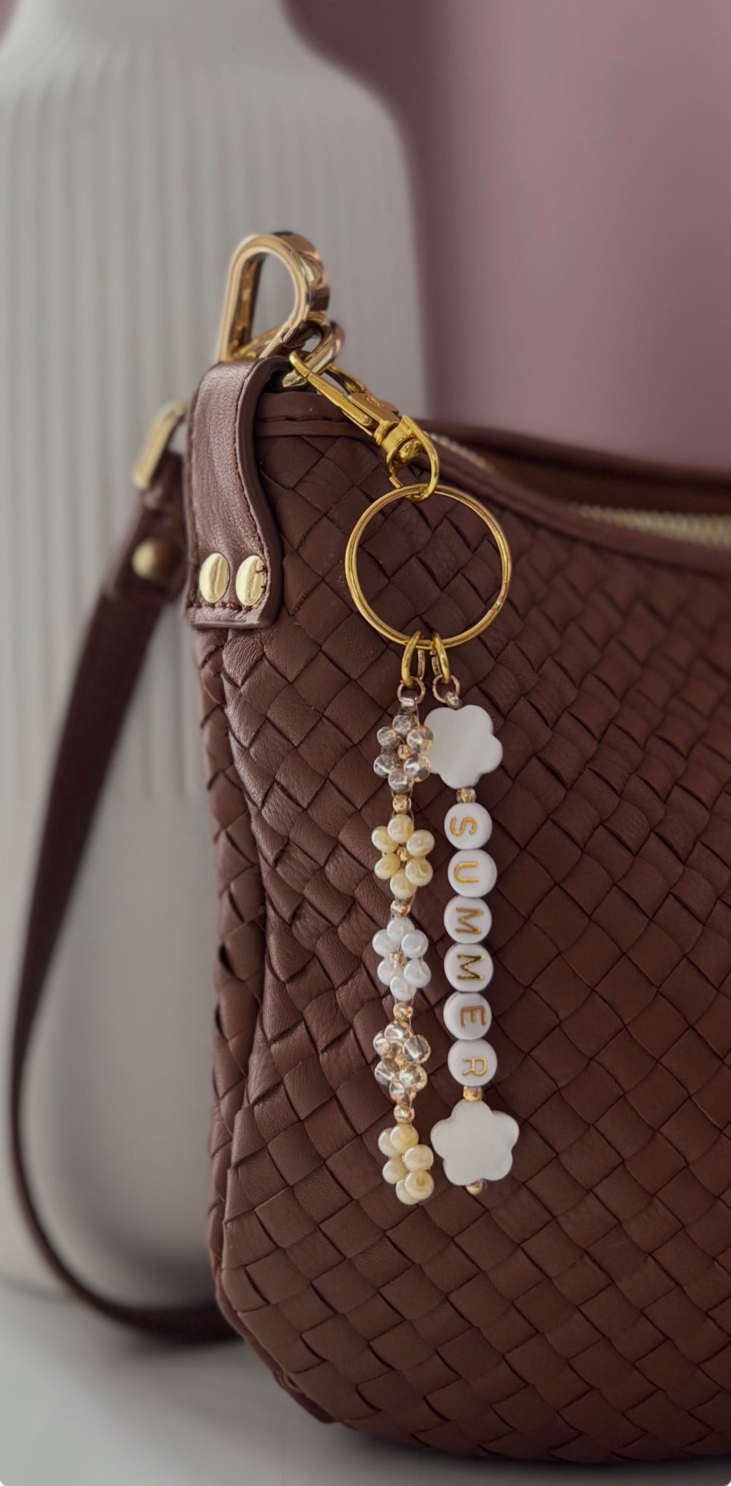 Beaded Daisy Keychain - SUMMER